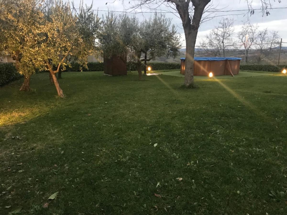 Chalet Delle Rose Saludecio Bagian luar foto