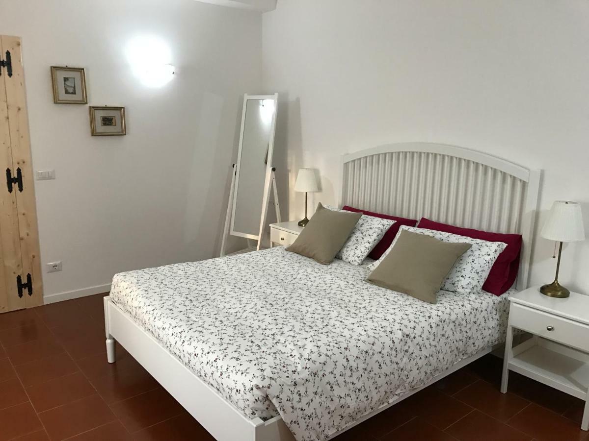 Chalet Delle Rose Saludecio Bagian luar foto