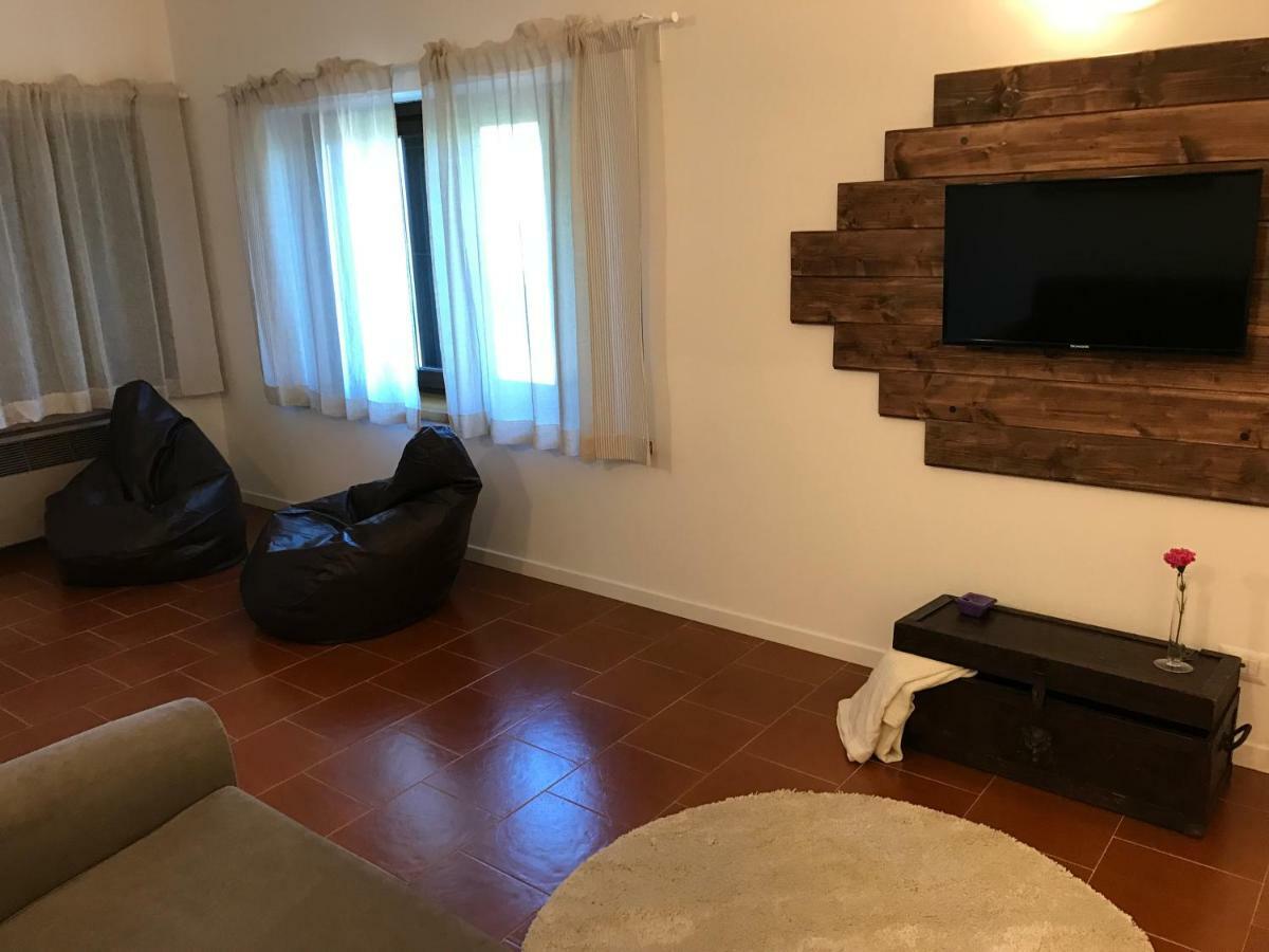 Chalet Delle Rose Saludecio Bagian luar foto